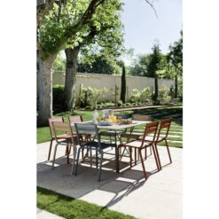 Table De Jardin 8 Personnes FERMOB Cargo 128 X 128 Cm - Muscade -Lafumaei Boutique 024114 table jardin fermob cargo 128 128 cm muscade ambiance 4