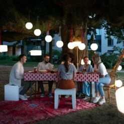 Lampe Fatboy Bolleke - Taupe -Lafumaei Boutique 100303 lampe fatboy bolleke taupe ambiance personnes