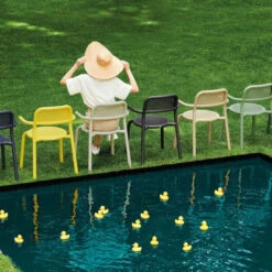 Lot De 2 Fauteuils De Jardin Fatboy Toní Armchair - Anthracite -Lafumaei Boutique 104094 lot 2 fauteuils jardin fatboy toni anthracite ambiance 3