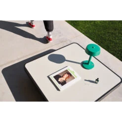 Lampe Fatboy Bellboy - Vert Jungle -Lafumaei Boutique 105831 lampe fatboy bellboy vert jungle ambiance 3