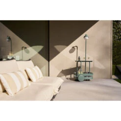 Chariot Desserte Fatboy Jolly Trolley - Dark Sage -Lafumaei Boutique 105835 chariot desserte fatboy jolly trolley dark sage ambiance 2