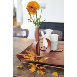 Plateau Alto FERMOB 53 X 38,5 Cm - Ocre Rouge -Lafumaei Boutique 317020 plateau alto fermob 53 38 cm ocre rouge ambiance 2