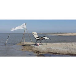 Fauteuil Relax Pliant LAFUMA RSXA Batyline Iso - Seigle -Lafumaei Boutique lfm2034.8548 fauteuil relax pliant lafuma rsxa batyline iso seigle ambiance 2