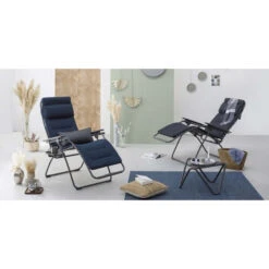 Fauteuil Relax Pliant LAFUMA Futura BeComfort - Gris Foncé -Lafumaei Boutique lfm3130 fauteuil relax pliant lafuma futura becomfort ambiance 2 min