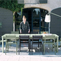 Table De Jardin 10 Personnes Avec 2 Rallonges FERMOB Oléron 155 / 255 X 100 Cm - Gris Argile -Lafumaei Boutique oleron cactus maillane book2020 sebastien erome 8 min 1 6