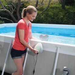 Lampe / Spot Magnétique à LED Multicolore Pour Piscine INTEX -Lafumaei Boutique spot magnetique a led multicolore pour piscine intex 4