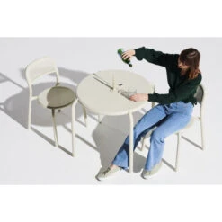 Table De Jardin 2 Personnes Fatboy Toní Bistreau - Anthracite -Lafumaei Boutique table fatboy toni bistreau ambiance 2 min